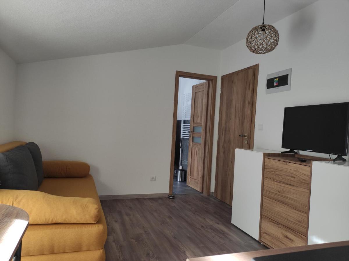 Apartmany Pri Jaskyni - Bystrá Esterno foto