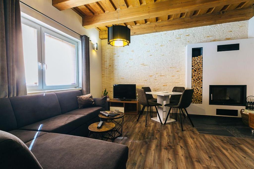 Apartmany Pri Jaskyni - Bystrá Esterno foto